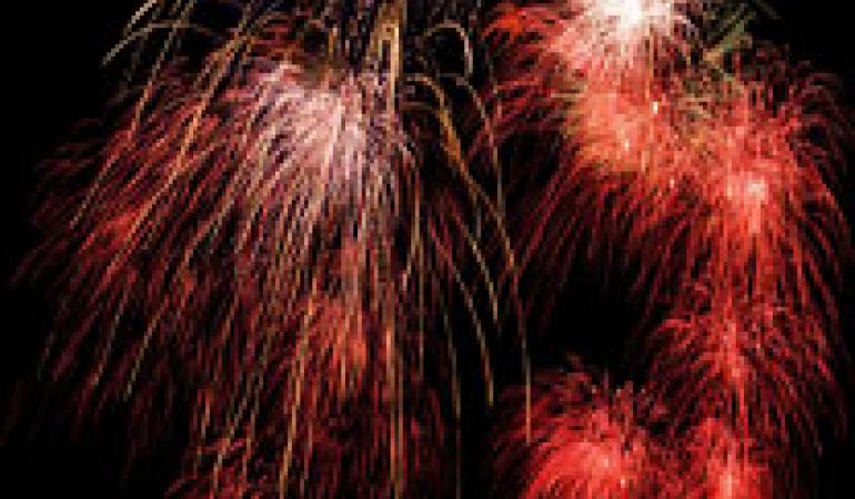 Vuurwerk zorgt voor smog door fijn stof | RIVM